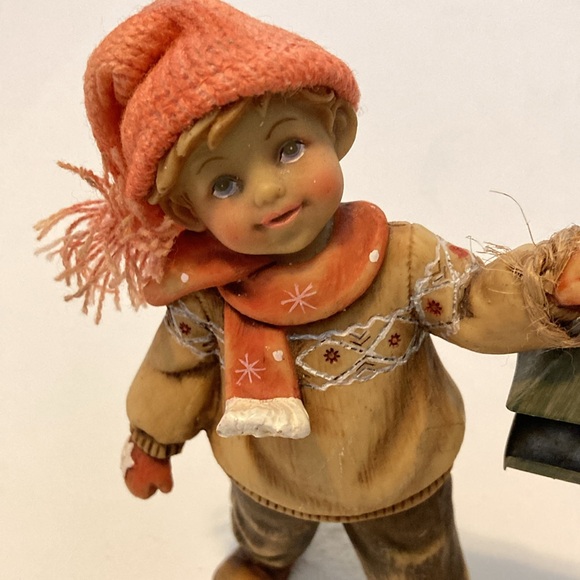 Vintage Christmas Carolers children set decor - Picture 2 of 9